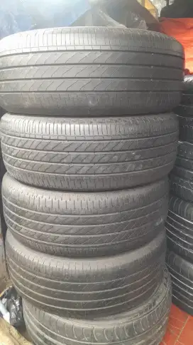 Ban copotan Bridgestoen turanza T005 215/55 R17 80% 2022..4pcs