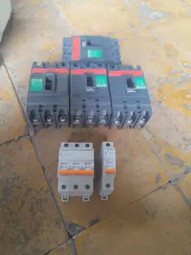 Siap beli barang2 listrik sisa proyek.