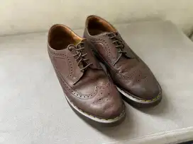 DR MARTENS 3989 WINGTIP CRAZY HORSE 47 13 UK DOCMART LOW PANTOFEL BOOT