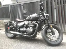 Triumph Bobber Bonneville 1200 HT