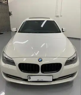 BMW 528i 2.0  LUXURY AT 2013