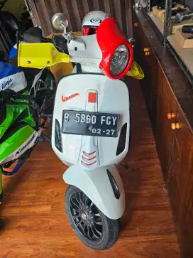 Vespa Primavera Full Variasi Pemakai Good Condition