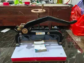 Mesin potong kertas 45cm