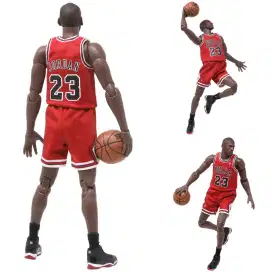 ACTION FIGURE MICHAEL JORDAN 23 SKALA 1/9 ORIGINAL ENTERBAY
