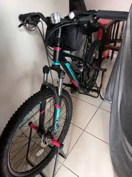 Sepeda MTB Polygon Rayz 3 Three