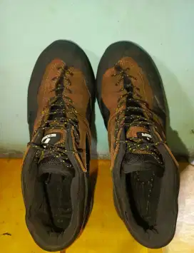 Sepatu Eiger Anaconda 2.5
