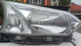 Lampu depan kanan orsinil New Gran / Xenia