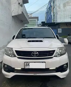 Toyota Fortuner VNT TRD 2015 A/T