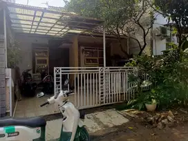 Dijual rumah Komplek Bumi Adipura Dekat Stasiun Kereta Cepat
