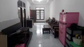 dijual cepat rumah di harapan indah Bekasi
