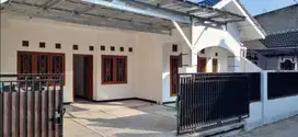 RUMAH LIKE NEW KOMPLEK PERMATA KOPO BANDUNG