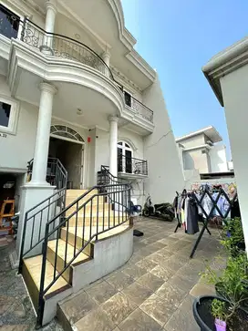 Dijual Murah Rumah Mewah Cluster Garcia Modernland