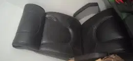 Meja dan kursi kantor