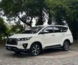 [ KM 66rb ] Toyota Innova Venturer 2.4L Diesel AT 2022
