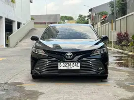 Toyota Camry 2.5 V AT 2019 Hitam