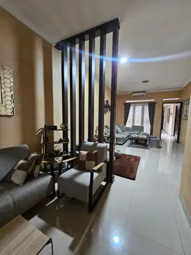 Rumah Nyaman Masih Huni di Komplek Batununggal Bandung
