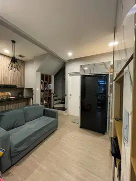 Dijual Cepat Rumah Furnish Cluster Amarillo Gading Serpong
