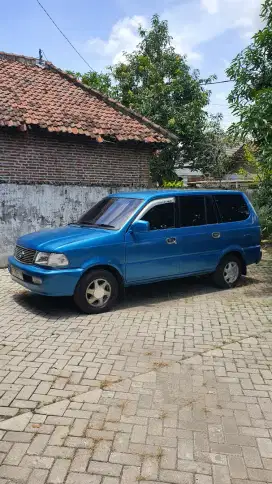 Kijang LGX 2001 Manual