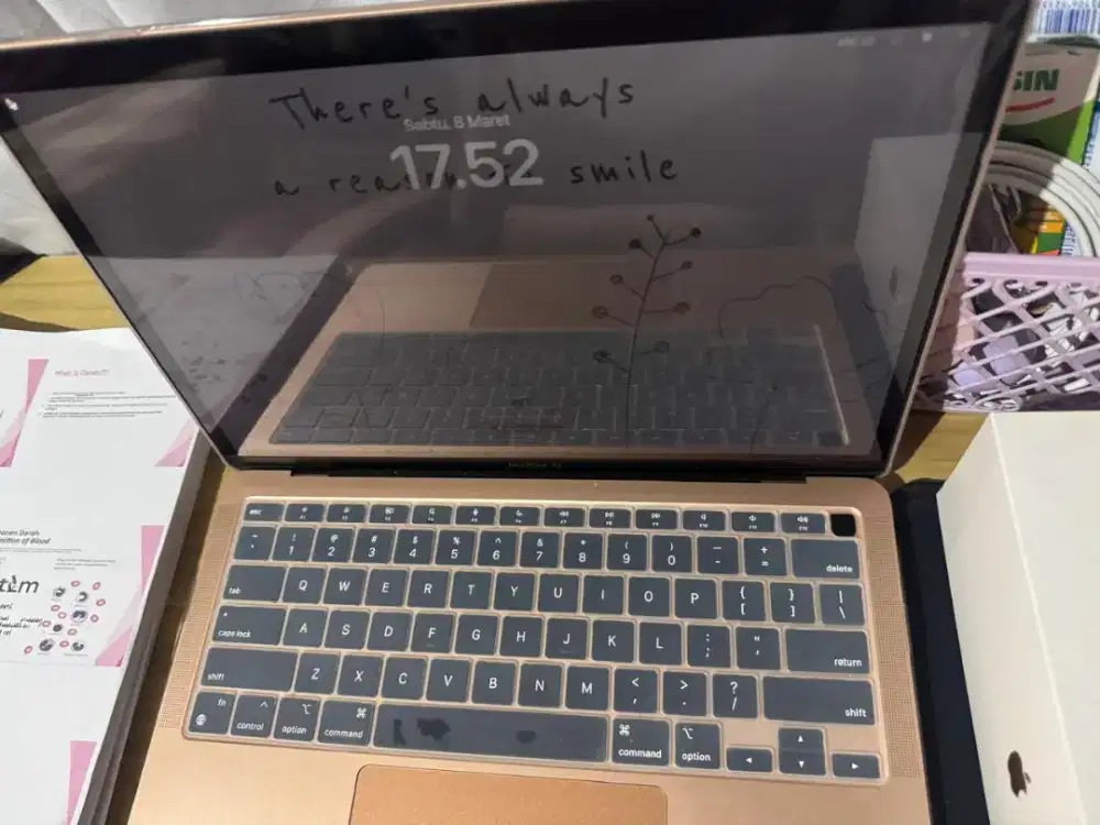 Apple Macbook Air M1 2022 ori