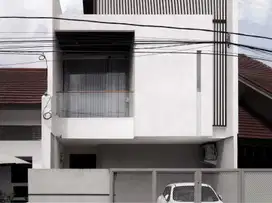 Rumah Minimalis Modern Dalam Komplek di Antapani Bandung