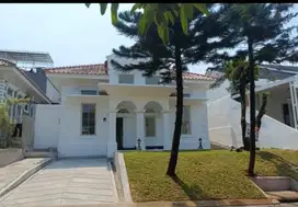 Rumah strategis minimalis di cluster terdepan di Sentul city.
