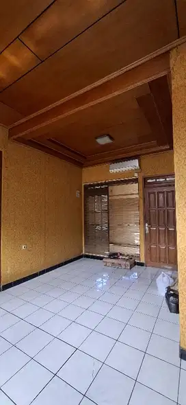 Dijual Murah Rumah Di Mainroad Jalan Gedebage