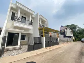 Di sewakan Rumah Mewah 2 Lantai Jakarta ( GDC )