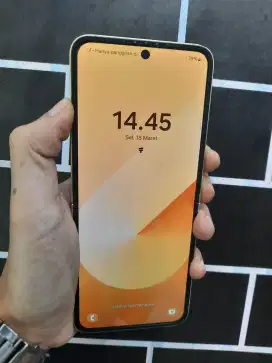 samsung z flip 6 12/256 like new