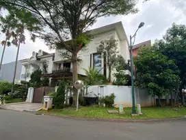 Rumah Mewah Bangunan Mandiri di Cluster Sapphire Gading Serpong