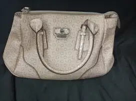 Tas Guess Pink muda