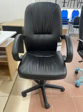 Kursi Kerja Sandaran Tinggi