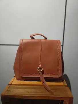 Tas Ransel Selempang wanita kulit coklat