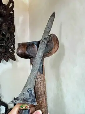 Keris Sepuh Sepang patrem wingit