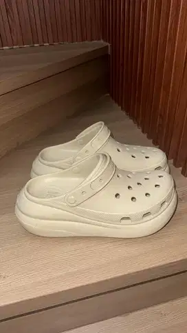 Crocs crush clog unisex bone
