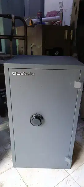 Brankas CHUBB VIPER 70