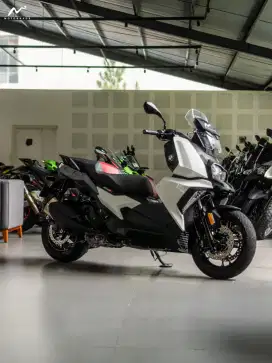 BMW C400X Alpine White 2019
