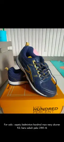 SEPATU BADMINTON HUNDRED RAZE