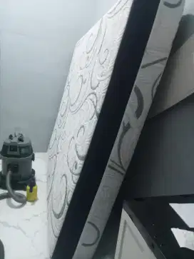 Jasa cuci kasur sprinbed,sofa kursi karpet jok mobil dll dll