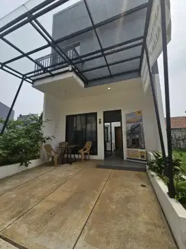 Rumah 2 lantai akses jalan lebar pruis 2 mobil, Grab it!