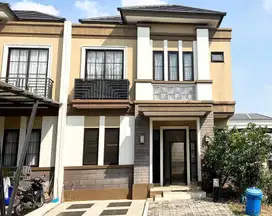 Rumah BSD  2 lantai di cluster   THE SAVIA,  BSD City