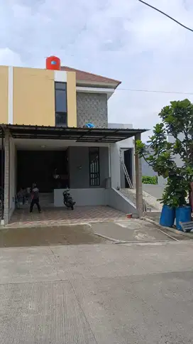 Sewa Rumah 2 Lantai, Cluster Taman Simpruk Lippo Cikarang,105 JT/Thn!