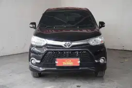 TOYOTA AVANZA VELOZ AT HITAM 2015