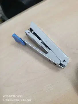 Steples . Masih layak pakai