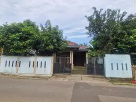 Rumah luas dekat stasiun cicayur cisauk Tangerang
