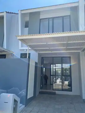 Dijual rugi rumah Serenade 2lantai MURAH Royal Residence