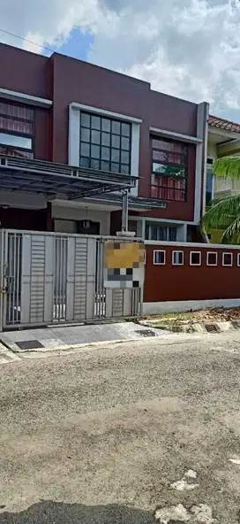 Disewakan Rumah di Taman Modern Cakung Jakarta Timur
