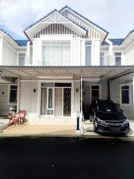Rumah lavon furnished renov shm 4 kamar tidur