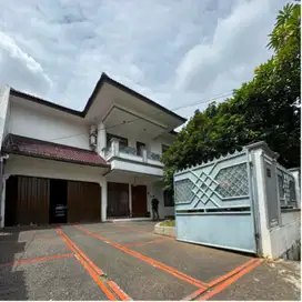 JUAL Rumah Secondary Bebas Banjir Dekat Tol Jorr