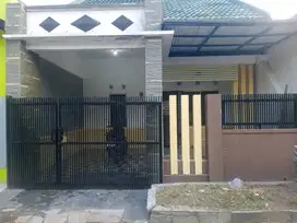 Puri Indah Sidoarjo, terawat siap huni dekat TOL