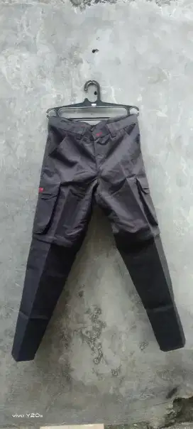 Celana punk alpin kempol kargo